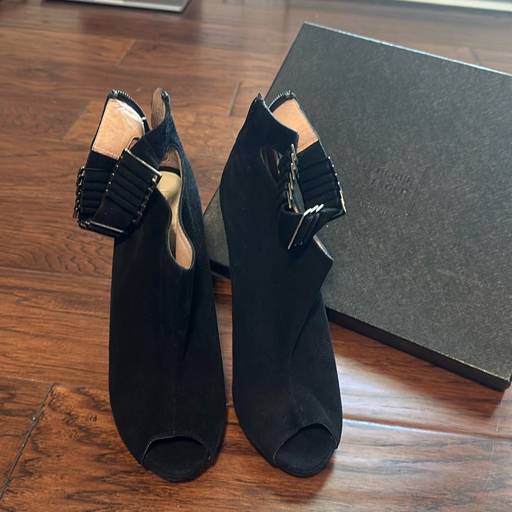 5 inch heeled Herve Leger black suede booties in size 39.9